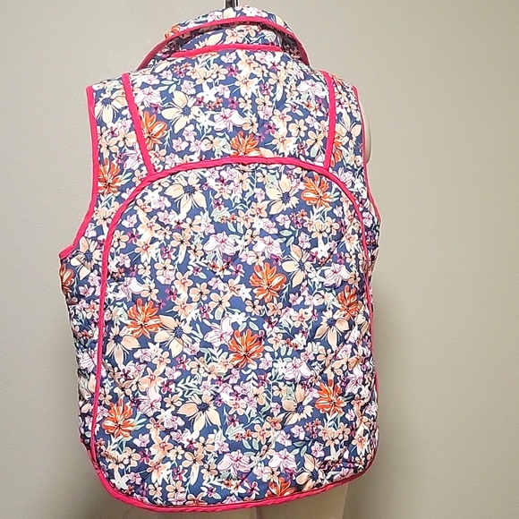 Dokotoo Women's Quilted Vest Lightweight Button-Down Cropped Puffer Vest - Picture 6 of 8